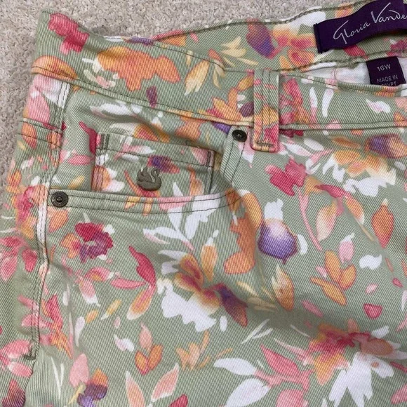 Gloria Vanderbilt Amanda 16W Capri Pants Green Floral Stretch Crop Jeans Womens - Picture 6 of 10